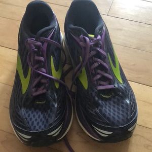 Brooks Transcend 4